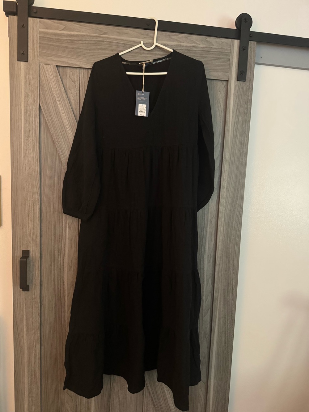 Black Tiered V-Neck Maxi Dress - Unbranded
